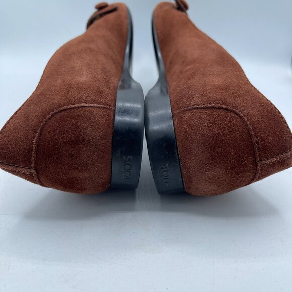 Tod's Women's Brown Suede Flats - Picture 6 of 10